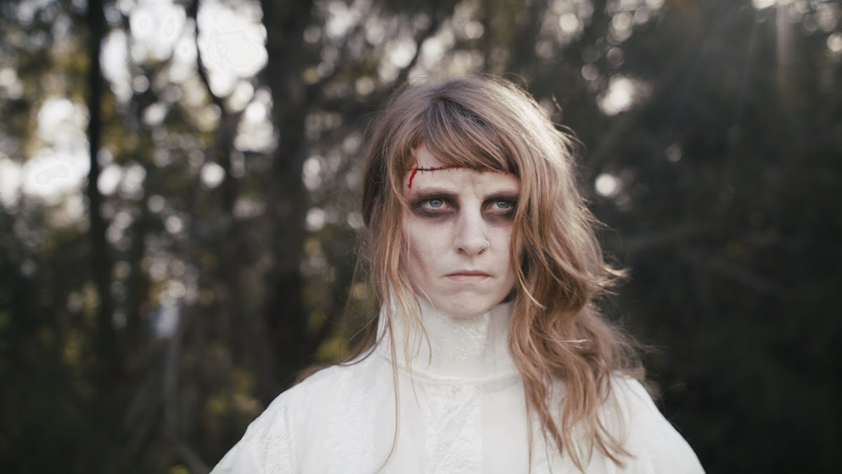 BONNIESONGS Loses Her Head In Monstrous Music Video ‘Frank’