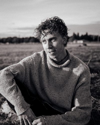 Finnegan Tui Ignites the Indie Folk Scene with “Fuel on the Fire”