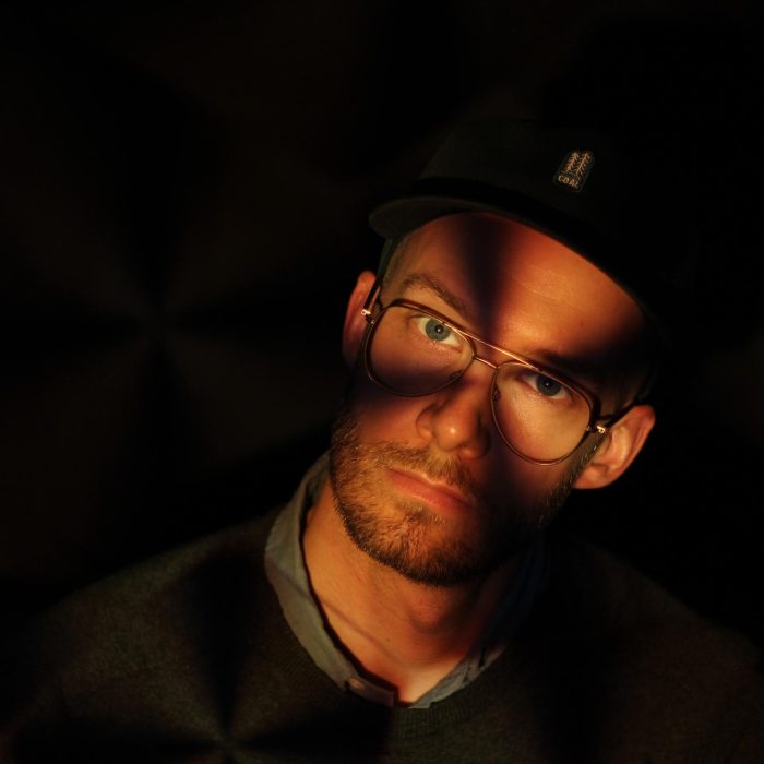 Jan Kalter Shares Indie Folk Masterpiece ‘Save Our Souls’